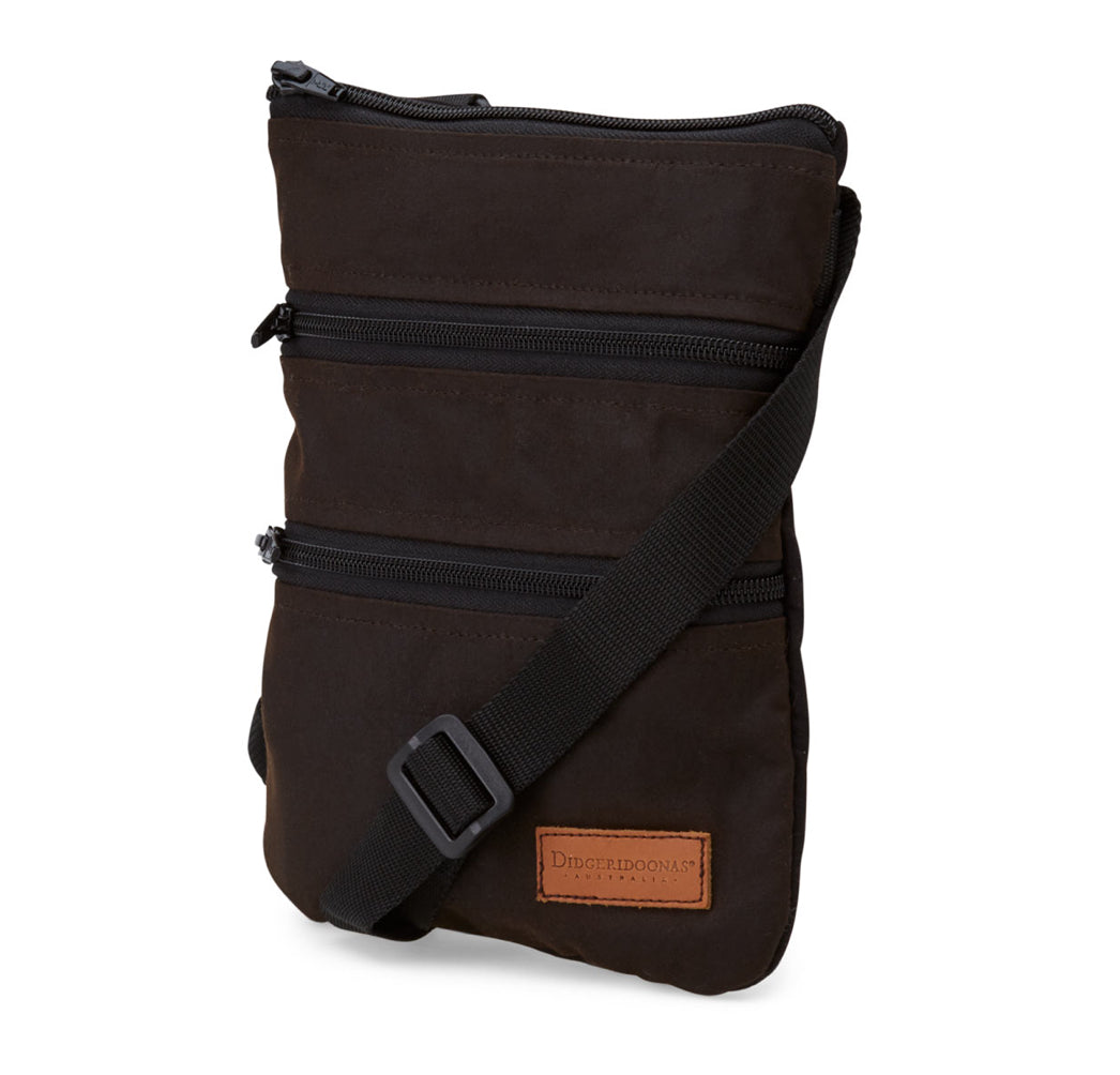 The Globetrotter Travel Oilskin Pouch